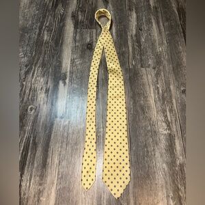 Christian Dior Yellow Silk Necktie – Micro Geometric Print – Designer Tie